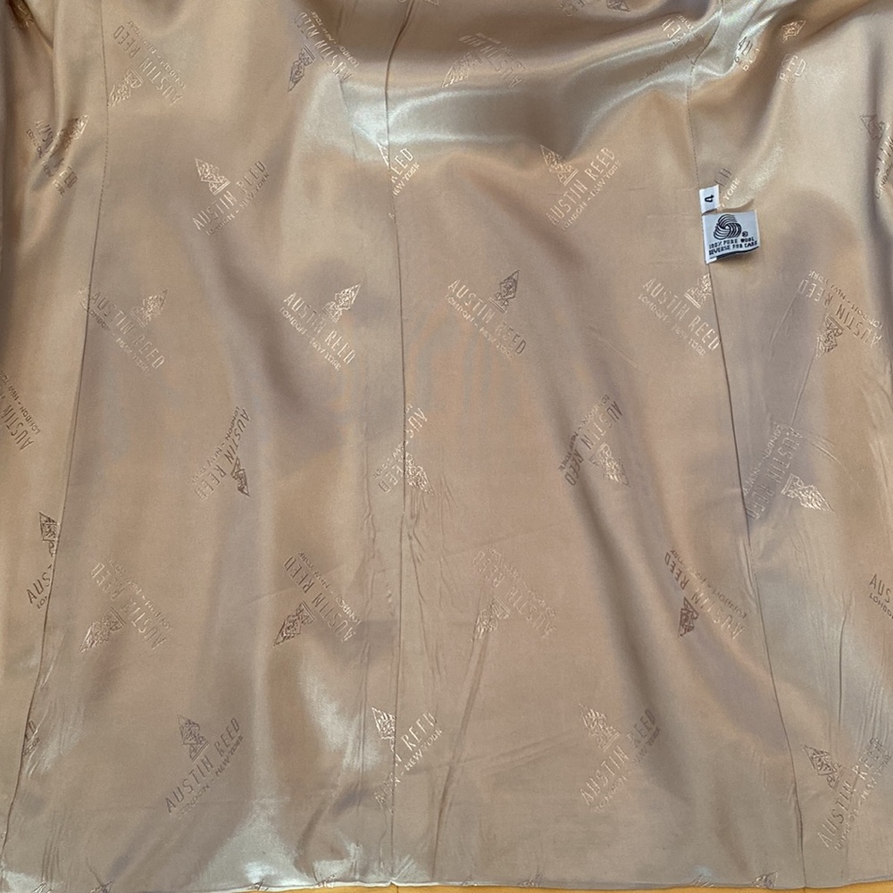 Women Jacket - Picture 11 of 15